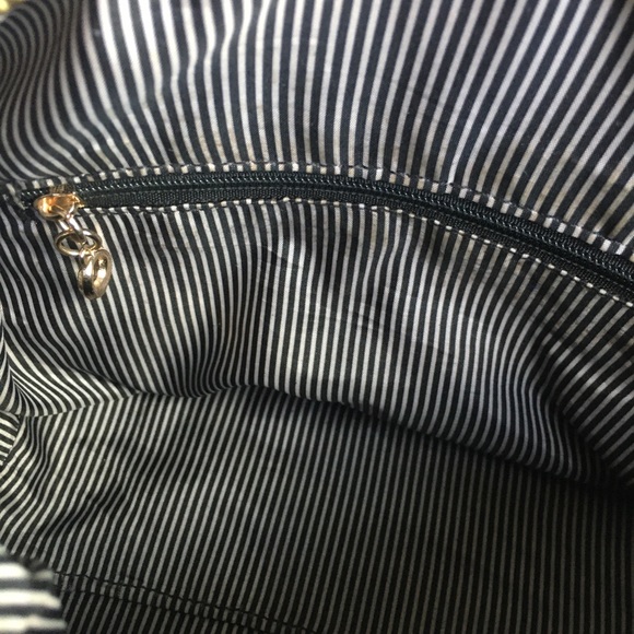 Well Loved Royal Blue Leather & Fur Purse Satchel - Picture 15 of 16